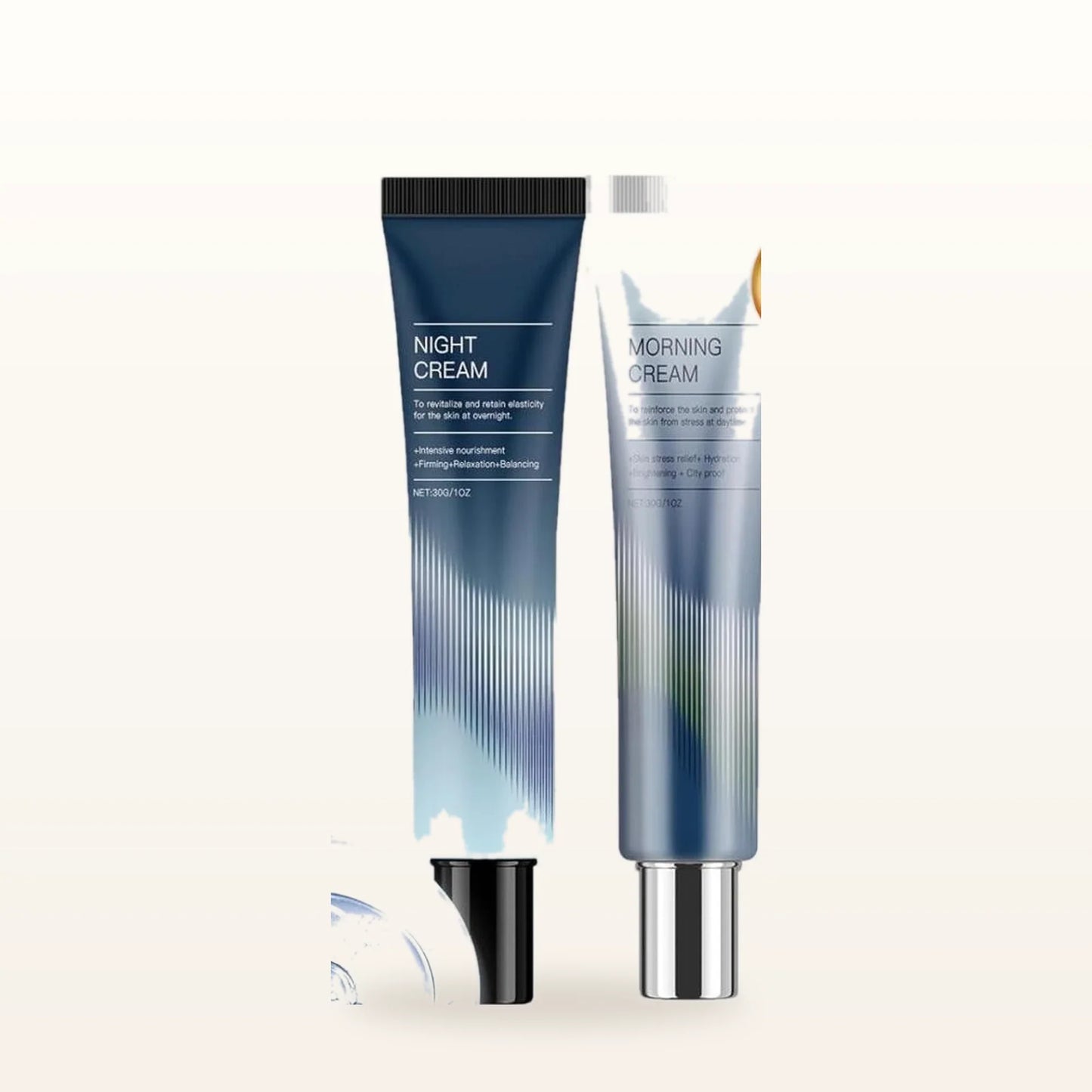 Day & Night Duo, kit crema hidratante día y noche Centella Asiática sobre fondo marfil cálido